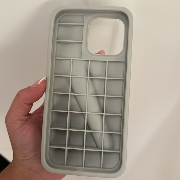 RHODE Iphone 15 pro max - Picture 2 of 2